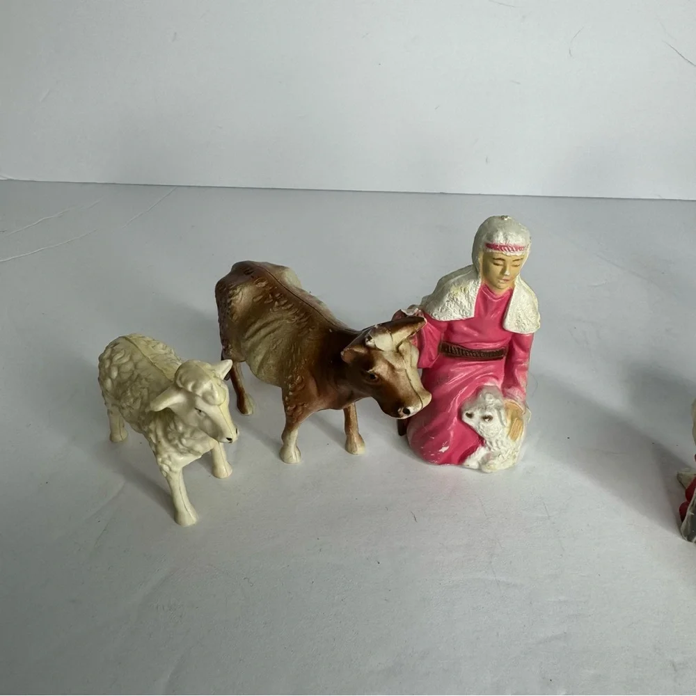 Vintage Miniature Blowmold 8 Piece Partial Nativity‎ Set Jesus Mary and Joseph